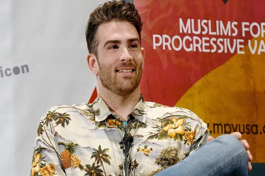 Hasan Piker Height