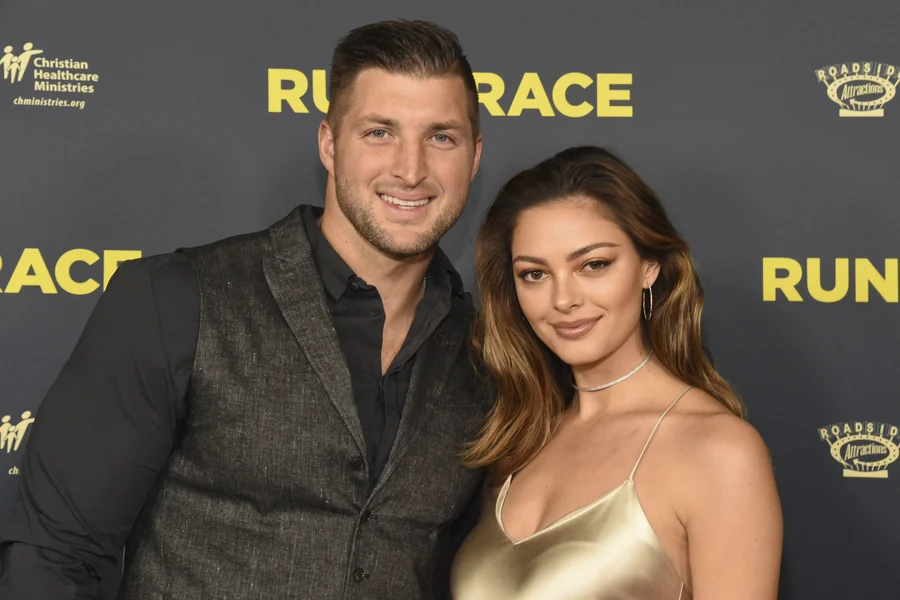 Tim Tebow Wife Miss Universe