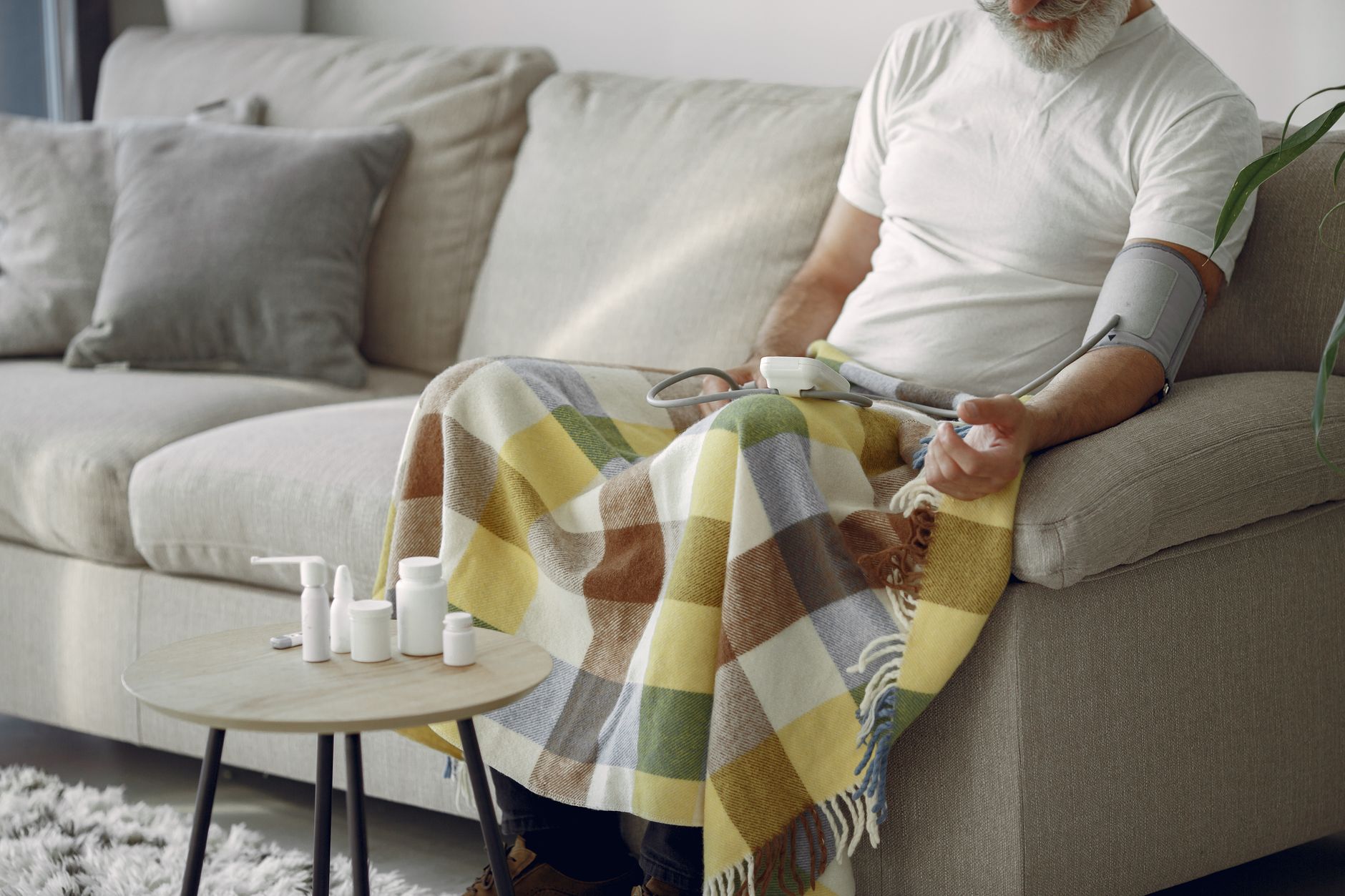 Homecare vs Residential Care – What Families Should Consider